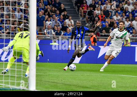 Milano, Italien. 27. September 2023. Marcus Thuram (9) von Inter während des Spiels der Serie A zwischen Inter und Sassuolo bei Giuseppe Meazza in Mailand. (Foto: Gonzales Photo - Tommaso Fimiano). Stockfoto