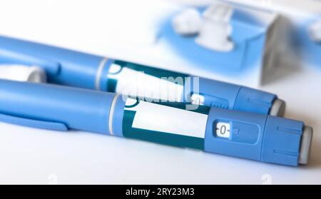 Ozempic Insulininjektions-Pen oder Insulinpatronen-Pen für Diabetiker. Medizinische Geräte für Diabetesvorsteher. Stockfoto