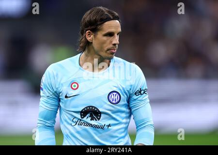 Yann Sommer vom FC Internazionale schaut beim Spiel der Serie A zwischen dem FC Internazionale und uns Sassuolo im Stadio Giuseppe Meazza am 27 2023. September in Mailand Italien zu. Stockfoto