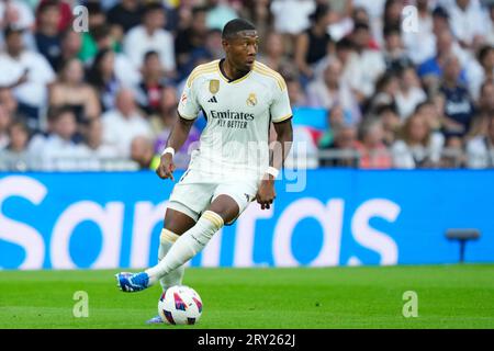David Alaba von Real Madrid CF spielte während des La-Liga-Spiels zwischen Real Madrid und UD Las Palmas am 27. September 2023 im Santiago Bernabeu Stadion in Madrid, Spanien. (Foto: Cesar Cebolla/PRESSINPHOTO) Stockfoto