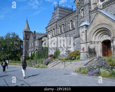 Kunstvolles College-Gebäude im gotischen Stil, University College an der University of Toronto Stockfoto