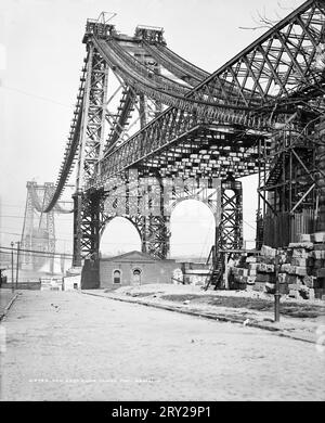 New East River Bridge von Brooklyn, New York, CA. 1902 wurde die neue Brücke über den East River von Brooklyn nach Manhattan später Williamsburg Bridge genannt, die am 19. Dezember 1903 eröffnet wurde. Stockfoto