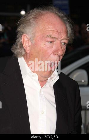 Michael Gabon ist verstorben. Michael Gambon nimmt an der nordamerikanischen Premiere von Warner Bros. Teil Harry Potter und der Halbblutprinz im Ziegfeld Theatre in New York City am 9. Juli 2009. Foto: Henry McGee/MediaPunch Stockfoto