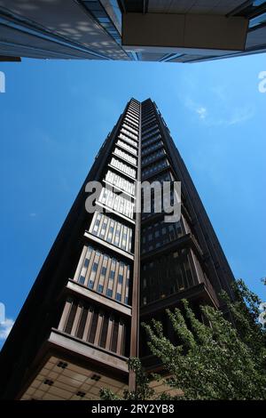 PITTSBURGH, USA - 29. JUNI 2013: Außenansicht des US Steel Tower Gebäude in Pittsburgh. Es ist der höchste Wolkenkratzer in Pittsburgh bei 520 ft (158 m). Stockfoto