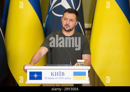 Kiew, Ukraine. September 2023 28. Präsident der Ukraine Wolodymyr Zelenskyi bei einem Treffen mit dem NATO-Generalsekretär Jens Stoltenberg am Donnerstag, den 28. September 2023. Foto des ukrainischen Präsidenten Pressedienst / Credit: UPI/Alamy Live News Stockfoto