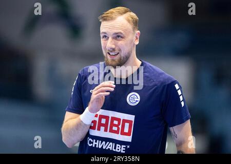 Gummersbach, Deutschland. September 2023 28. VfL Gummersbach beim Aufwaermen LIQUI MOLY Handball Bundesliga: VfL Gummersbach - HC Erlangen; Schwalbe Arena, Gummersbach, 28.09.2023 Credit: dpa/Alamy Live News Stockfoto