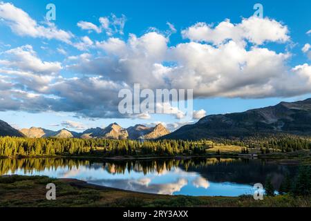 Späte Tageslichter; Molas Lake Park & Campground; Silverton; Colorado; USA Stockfoto