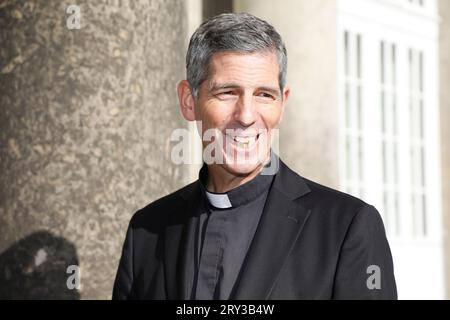 Pater Paul von Habsburg beim Empfang anlässlich der Trauung von Maria Teresita Prinzessin von Sachsen und Graf Beryl Alexandre de Saporta in der Hofki Stockfoto