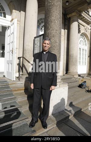 Pater Paul von Habsburg beim Empfang anlässlich der Trauung von Maria Teresita Prinzessin von Sachsen und Graf Beryl Alexandre de Saporta in der Hofki Stockfoto