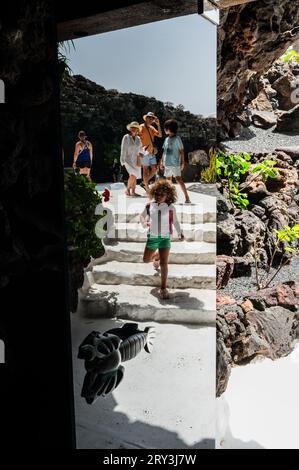 Jameos del Agua ist eine Reihe von Lavahöhlen und ein Kunst-, Kultur- und Tourismuszentrum, das vom lokalen Künstler und Architekten Cesar Manrique, Lanzarote, geschaffen wurde Stockfoto