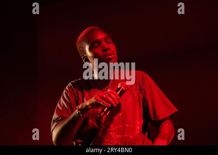 Hammersmith, London, 28.09.2023, Singer Arlo Parks bei Eventim Apollo, Hammersmith, London während der „My Soft Machine“-Tour. Quelle: John Barry/Alamy Live News Stockfoto