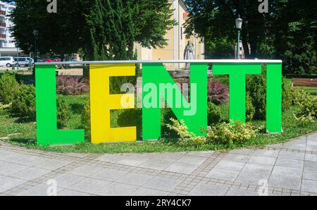 Lenti, Ungarn - 15. Juli 2023: Lenti ist eine Stadt in Ungarn, im Komitat Zala, an der slowenischen, kroatischen und österreichischen Grenze. Stockfoto