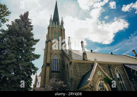 St. James Cathedral's Door in london, ontario - dez 2022. Hochwertige Fotos Stockfoto