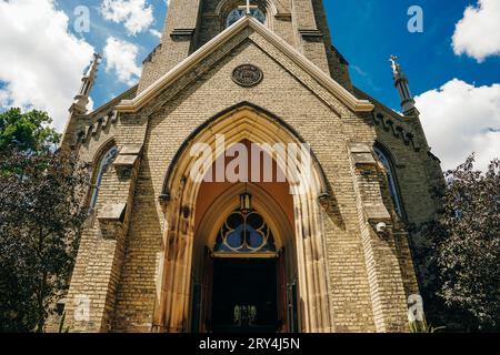 St. James Cathedral's Door in london, ontario - dez 2022. Hochwertige Fotos Stockfoto