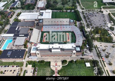 Eine allgemeine Gesamtansicht des Memorial Stadions auf dem Campus der University of Illinois Urbana-Champaign, Donnerstag, 21. September 2023, in Champaign, Abb. Stockfoto