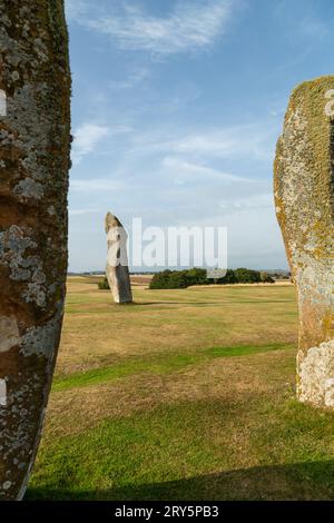 Die beeindruckenden Steine von Lundin Links, die in der Mitte eines Golfplatzes, Fife Scotland, stehen. Stockfoto