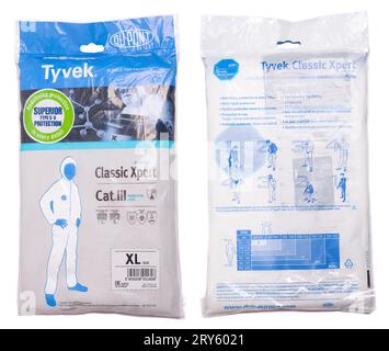 Moskau, Russland, 20. September 2023: Tyvek Classic Xpert Einweg-Schutzanzug Für Medizinische Hauben. Stockfoto
