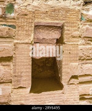 Ägypten, Sakkara, Djoser-Pyramide, Nordgrab, Nische. Stockfoto