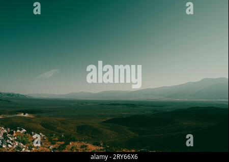 Hoch auf der Trona Wildrose Road Stockfoto