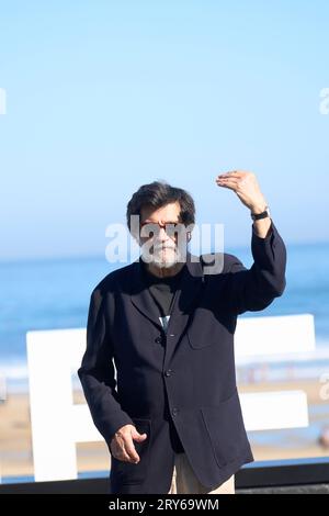 29. September 2023, Madrid, Spanien: Victor Erice besuchte Cerrar los ojos und Donostia Award Photocall während des 71. Internationalen Filmfestivals von San Sebastian im Kursaal Palace am 29. September 2023 in Donostia/San Sebastian, Spanien (Credit Image: © Jack Abuin/ZUMA Press Wire) REDAKTIONELLER GEBRAUCH! Nicht für kommerzielle ZWECKE! Stockfoto