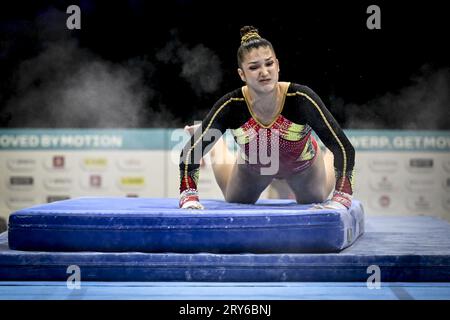 Antwerpen, Belgien. September 2023 29. Der belgische Fien Enghels wurde während einer Trainingseinheit im Vorfeld der Kunstgymnastik-Weltmeisterschaft am Freitag, den 29. September 2023 in Antwerpen in Aktion gezeigt. Die Weltmeisterschaften finden vom 30. September bis 08. Oktober in Antwerpen statt. BELGA PHOTO DIRK WAEM Credit: Belga News Agency/Alamy Live News Stockfoto