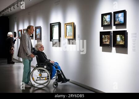 DEN BOSCH - das Noordbrabants Museum zeigt in der Ausstellung Brueghel: Das Familientreffen etwa achtzig Werke von fünf Generationen der Brueghel-Malerfamilie. Museen und Sammler aus dem in- und Ausland haben Werke verliehen, um diese Ausstellung zu ermöglichen. ANP ROB ENGELAAR niederlande aus - belgien aus Stockfoto