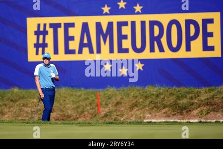 Team-Europameister Matt Fitzpatrick während der Vierbälle am ersten Tag des 44. Ryder Cup im Marco Simone Golf and Country Club in Rom, Italien. Bilddatum: Freitag, 29. September 2023. Stockfoto