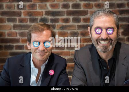 NICOLAS BRUMELOT UND CARLOS DA SILVA MISTER FLY VORSITZENDE Stockfoto