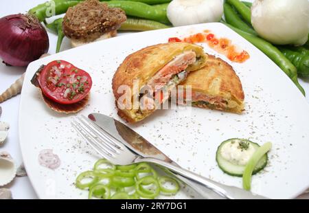 Lachs im Blätterteig Stockfoto