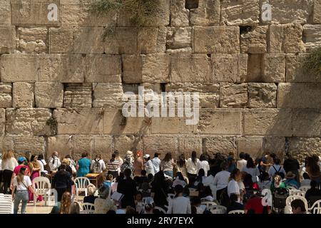 Jerusalem, Israel - 22. September 2023: Blick auf den weiblichen Teil der Klagemauer Stockfoto