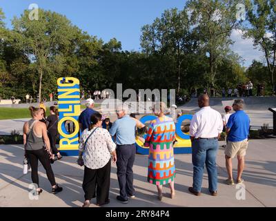 Lenexa, Kansas – 12. September 2023: Eröffnung des Rolling Magic Skatepark Grand im SAR Ko Par Park Stockfoto