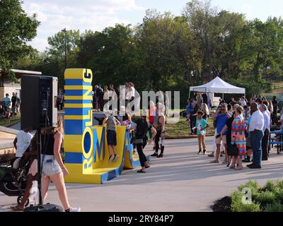 Lenexa, Kansas – 12. September 2023: Eröffnung des Rolling Magic Skatepark Grand im SAR Ko Par Park Stockfoto