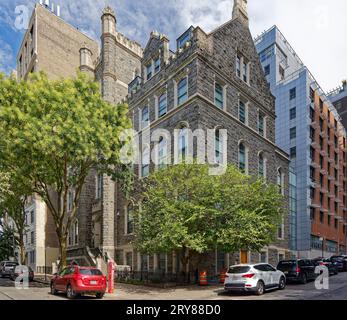 Die Fortune Academy, 630 Riverside Drive, ist ein gotisches schlossähnliches Haus für ehemalige Gefangene, das aus einem Mädcheninternat umgebaut wurde. Stockfoto