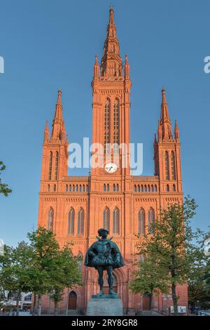 Die neugotische Marktkirche in Wiesbaden ist die evangelische Hauptkirche der hessischen Landeshauptstadt. Sie wurde in den Jahren 1853 bis 1862 von C Stockfoto