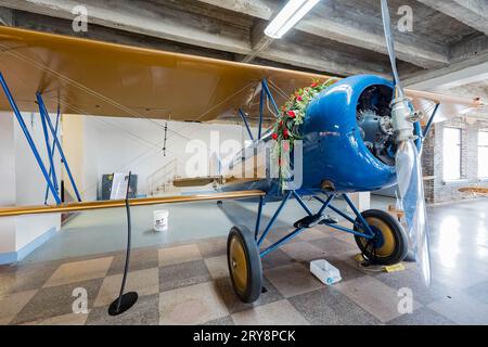 Kansas, SEP 16 2023 - Innenansicht des Luftfahrtmuseums Stockfoto