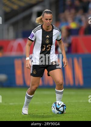 BOCHUM - Klara Buhl aus Deutschland während des UEFA Nations League-Frauenspiels zwischen Deutschland und Island im Vonovia Ruhr-Stadion am 26. September 2023 in Bochum. ANP | Hollandse Hoogte | GERRIT VAN COLOGNE Stockfoto