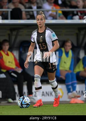 BOCHUM - Giulia Gwinn aus Deutschland während des UEFA Nations League-Frauenspiels zwischen Deutschland und Island im Vonovia Ruhr-Stadion am 26. September 2023 in Bochum. ANP | Hollandse Hoogte | GERRIT VAN COLOGNE Stockfoto