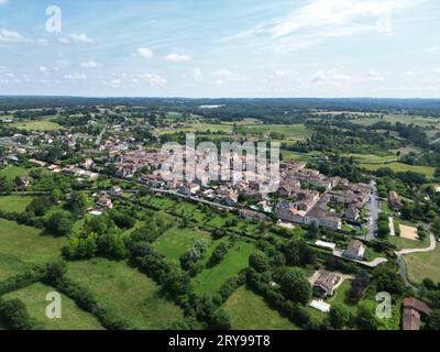 Monpazier Stadt Frankreich Hochwinkeldrohne, Luft Stockfoto