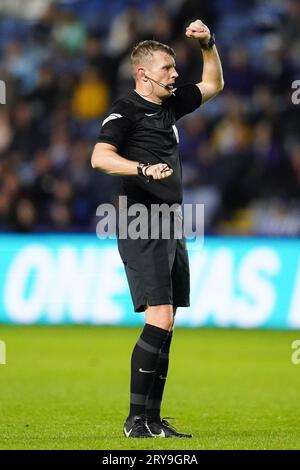 Sheffield, Großbritannien. September 2023 29. Schiedsrichter Sam Barrott während des Sheffield Wednesday FC gegen Sunderland AFC SKY BET EFL Championship Match im Hillsborough Stadium, Sheffield, Großbritannien am 29. September 2023 Credit: Every Second Media/Alamy Live News Stockfoto