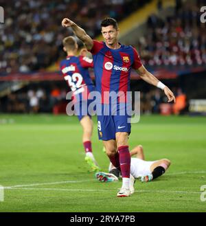 Sabadell, Barcelona, Spanien. September 2023 29. Barcelona Spanien 29.09.2023 Robert Lewandowski (FC Barcelona) zeigt während der La Liga EA Sports zwischen dem FC Barcelona und Sevilla FC bei den Estadi Olimpic Lluis Companys am 29. September 2023 in Barcelona. (Bild: © Xavi Urgeles/ZUMA Press Wire) NUR REDAKTIONELLE VERWENDUNG! Nicht für kommerzielle ZWECKE! Stockfoto