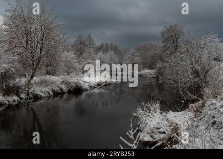 Fluss im winter Stockfoto