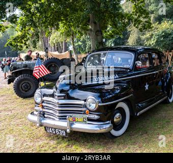 Holt, Norfolk, Großbritannien – 16. September 2023. Klassisches Plymouth-Militärfahrzeug am jährlichen Wochenende der 1940er-Jahre in Holt, North Norfolk Stockfoto