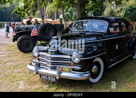 Holt, Norfolk, Großbritannien – 16. September 2023. Klassisches Plymouth-Militärfahrzeug am jährlichen Wochenende der 1940er-Jahre in Holt, North Norfolk Stockfoto