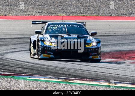 30. September 2023; Circuit of Catalunya, Barcelona, Katalonien, Spanien; 2023 Fanatec GT World Challenge Europe, Tag 2: Niklas Krutten, Jean Baptiste Simmenauer, Calan Williams vom Team WRT Stockfoto