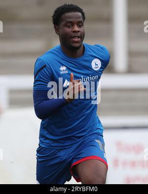 Osazee Aghatise von Hartlepool United erwärmt sich während des Spiels der Vanarama National League zwischen Hartlepool United und Dorking Wanderers im Victoria Park, Hartlepool am Samstag, den 30. September 2023. (Foto: Mark Fletcher | MI News) Credit: MI News & Sport /Alamy Live News Stockfoto