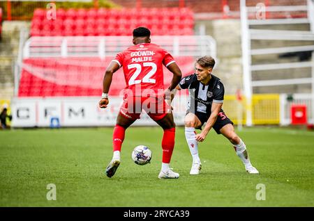 Swindon, Großbritannien, 30. September 2023. Danny Rose während des Sky Bet EFL League Two Football Match zwischen Swindon Town FC und Grimsby Town FC im County Ground, Swindon, UK.Credit: Jon Corken Credit: Jon Corken/Alamy Live News Stockfoto