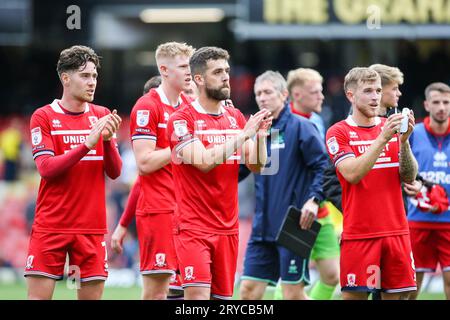 Watford, Großbritannien. September 2023 30. Middlesbrough-Fans würdigen die Fans während des Sky Bet Championship Matches Watford vs Middlesbrough in der Vicarage Road, Watford, Großbritannien, 30. September 2023 (Foto: Arron Gent/News Images) in Watford, Großbritannien am 30. September 2023. (Foto: Arron Gent/News Images/SIPA USA) Credit: SIPA USA/Alamy Live News Stockfoto