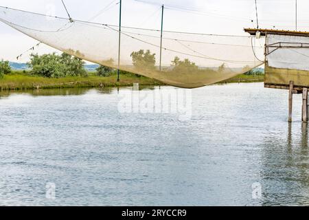 Fischerhütte in der ruhigen Bracklagune Stockfoto