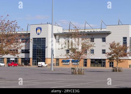 Das Jbeobachte Community Stadium, früher bekannt als Weston Homes Community Stadium, Heimstadion des Colchester United Football Club. Stockfoto