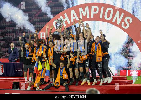 Houston Dynamo Spieler feiern Fort Lauderdale, USA, 27. September 2023 Inter Miami CF gegen Houston Dynamo, Lamar Hunt Open Cup Finale, Credit: CH Stockfoto